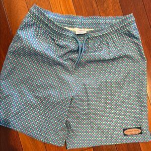 Vineyard vines swim trunks youth large